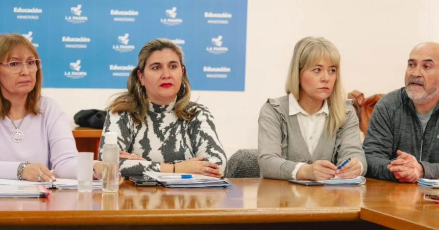 Utelpa anuncioacute que logroacute una mejora en el nomenclador docente