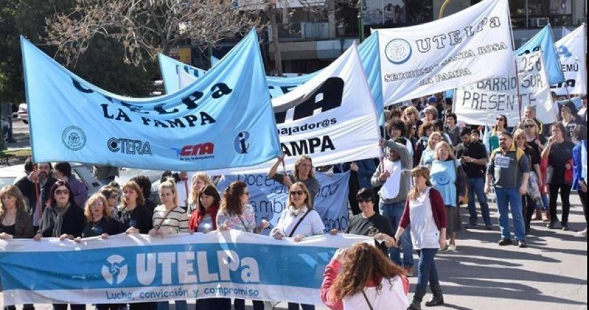 Las y los docentes pampeanos no alcanzamos salarios dignos