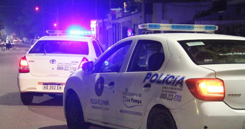 Atacoacute con un cuchillo al novio de su ex y le dio tres puntazos