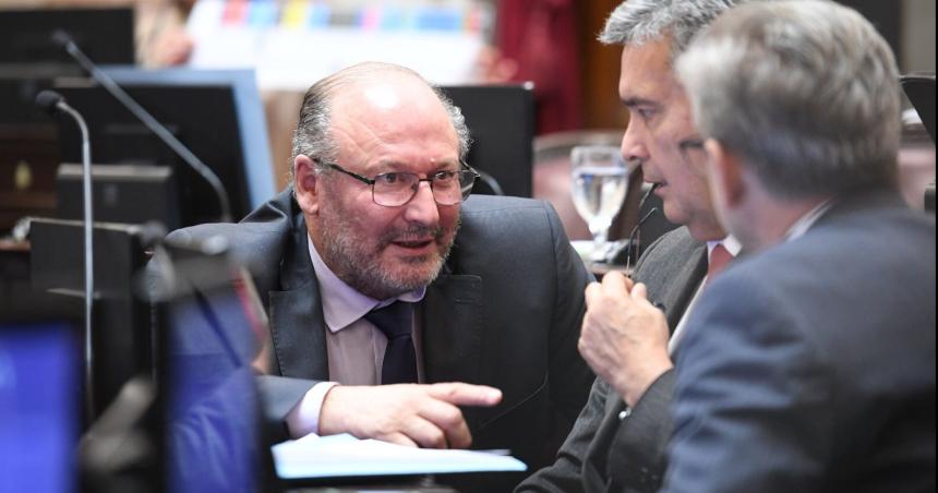Kroneberger presentoacute un proyecto con el que busca evitar los excesos del SIRCREB