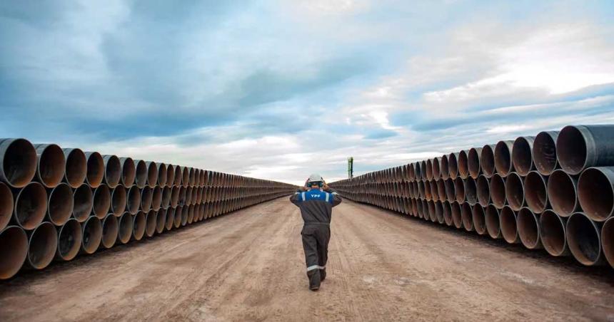 YPF adhirioacute al RIGI para Vaca Muerta Sur la obra con la inversioacuten privada maacutes grande de este siglo