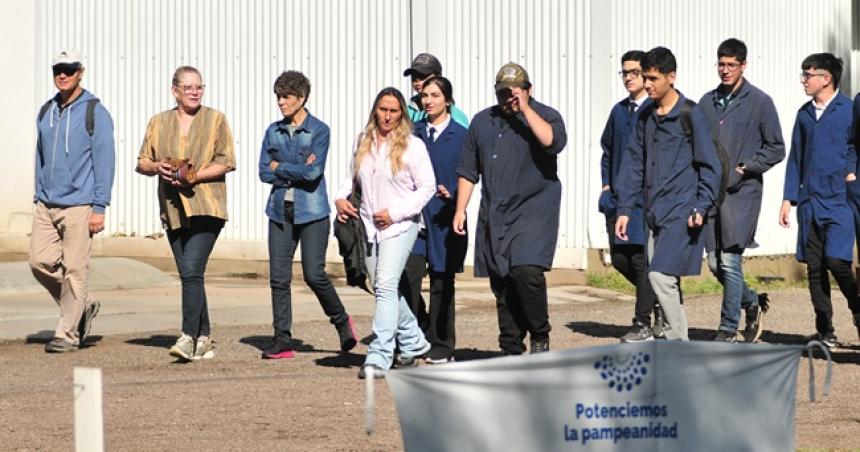 El CERET cerroacute el antildeo con una muestra de su potencial