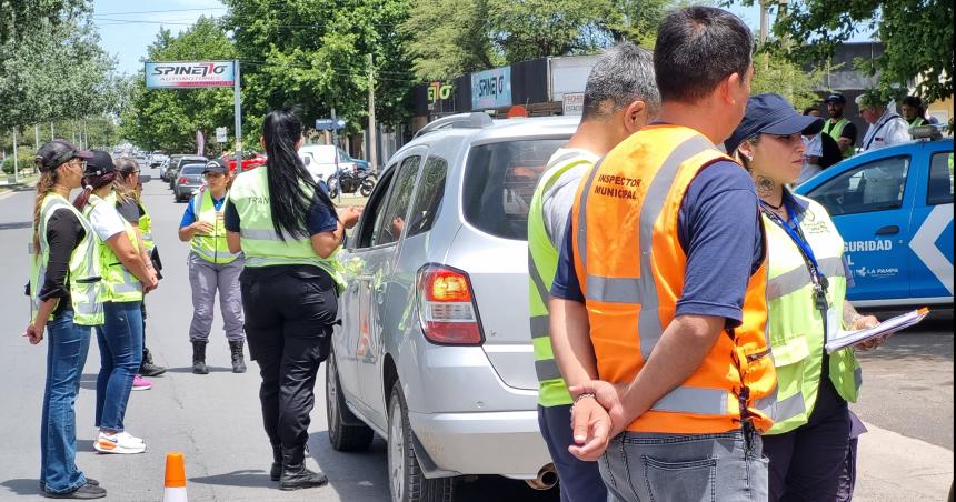 Capacitaron a agentes de traacutensito de diversas jurisdicciones