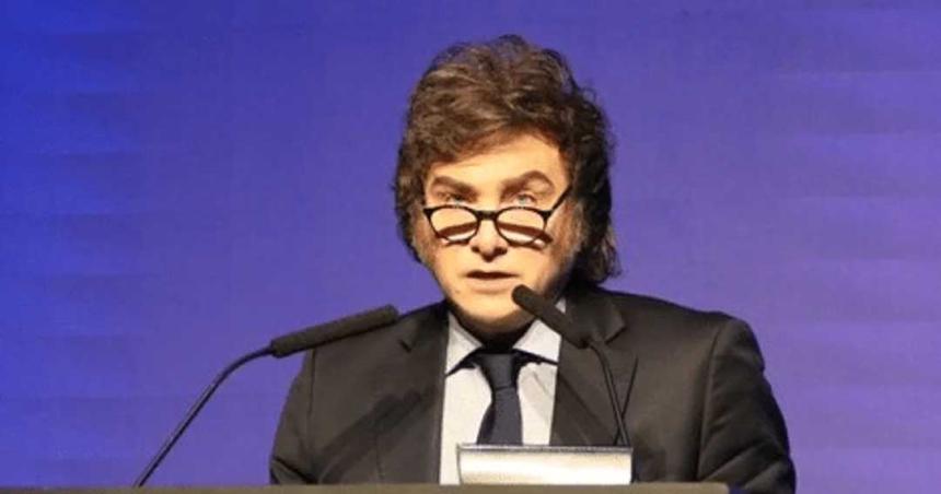 Milei vaticinoacute tiempos proacutesperos felices y libres y habloacute de monos que piden golpe de Estado