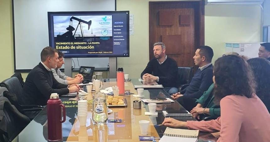 La Mesa de Trabajo tambieacuten apuroacute la licitacioacuten de El Medanito