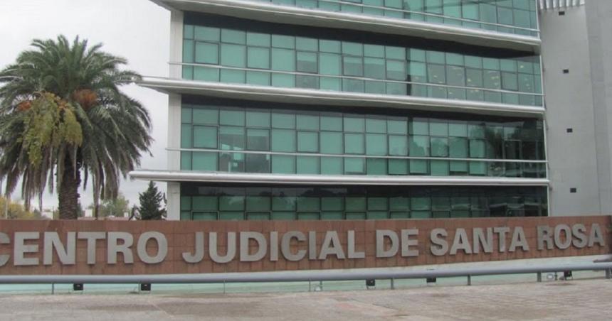 Dos nuevas condenas por no escolarizar a sus hijos
