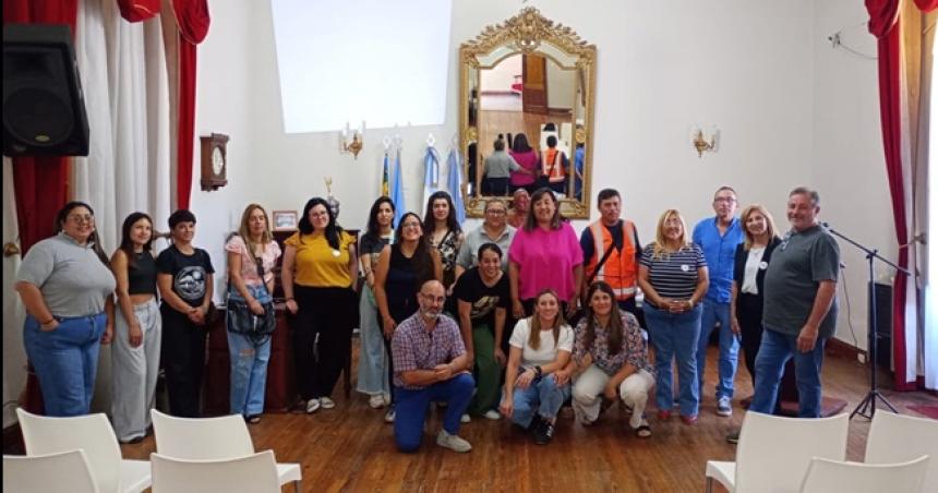 Victorica cuenta con el 50-en-porciento- del alumbrado puacuteblico con luminarias Led