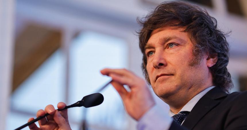 Como Macri Milei designariacutea a dos jueces en la Corte por decreto antes de fin de antildeo