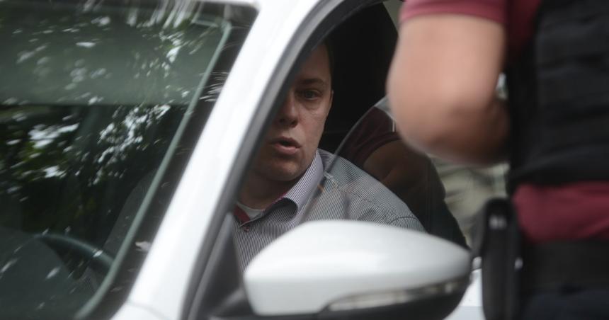 Diplomaacuteticos rusos se atrincheraron y negaron a un control de alcoholemia