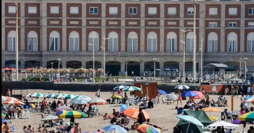 Una familia necesita al menos un milloacuten y medio de pesos para irse una semana de vacaciones a Mar del Plata