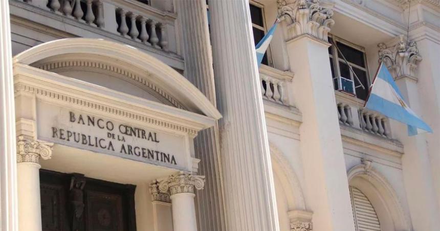 El Banco Central volvioacute a comprar doacutelares en el primer diacutea de vigencia de la rebaja de las retenciones
