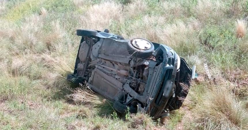 Una mujer herida por un vuelco en la Ruta Provincial 1
