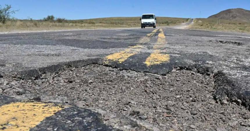 Por abandono de Nacioacuten el 42-en-porciento- de las rutas de su jurisdiccioacuten estaacuten al borde del colapso