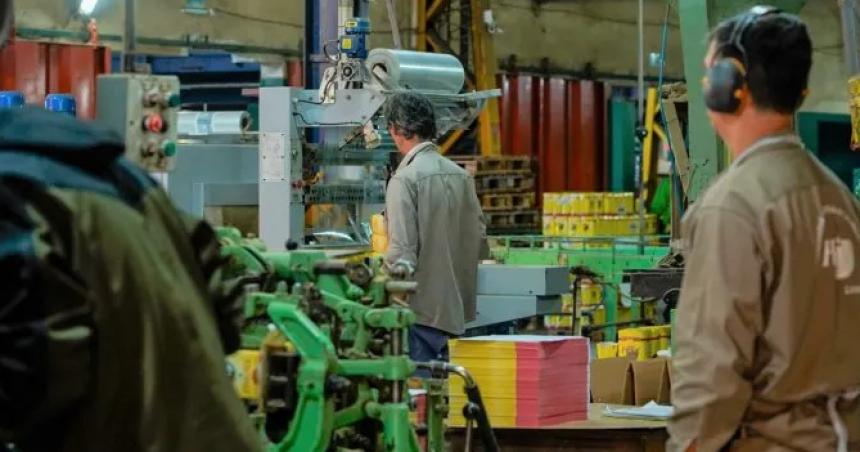 La economiacutea crecioacute por deacutecimo mes consecutivo- 7 de 10 indicadores mejoraron en enero