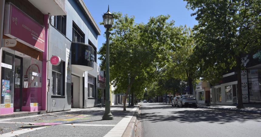 Corte de traacutensito en Calle Yrigoyen por avance de obra de Modernizacioacuten del Microcentro