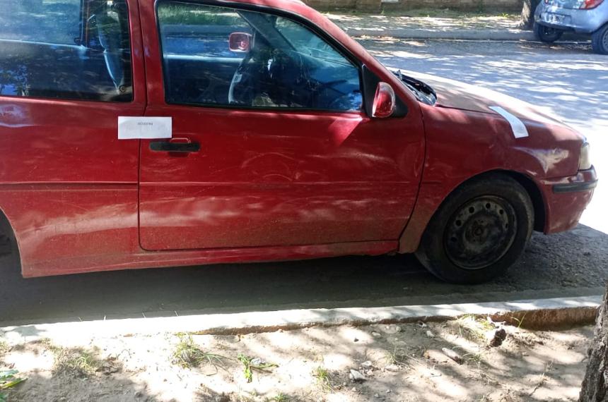 Le vendioacute una heladera rota- lo apuntildealaron y le quebraron una muntildeeca