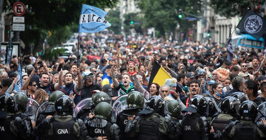 El Gobierno se prepara para otra marcha y no logra desactivar el paro de la CGT