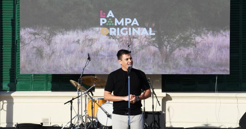 Parque Luro tendraacute agua potable a internet por fibra oacuteptica