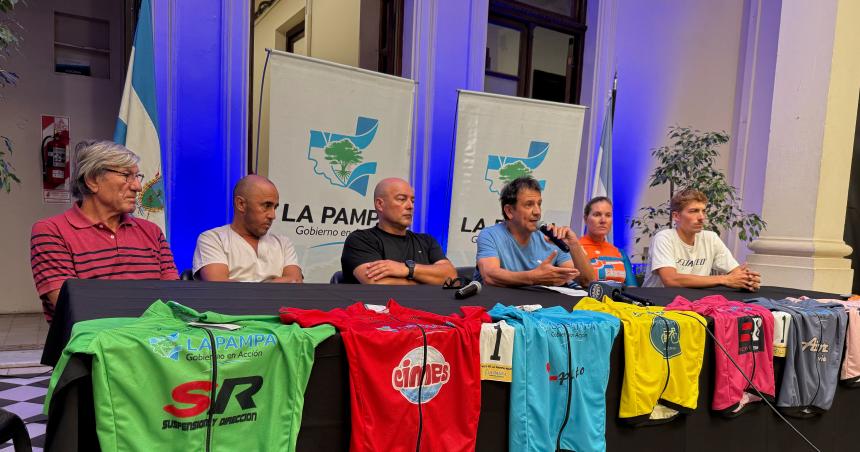 Maacutes de 400 ciclistas participaraacuten de la 6ta edicioacuten de la Vuelta de La Pampa Maacutester
