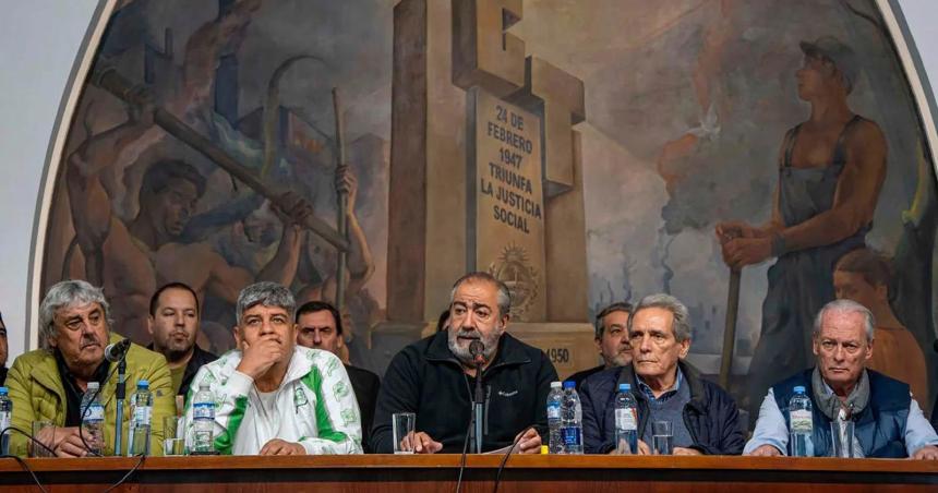 La CGT confirmoacute que su tercer paro general contra Javier Milei seraacute el 10 de abril