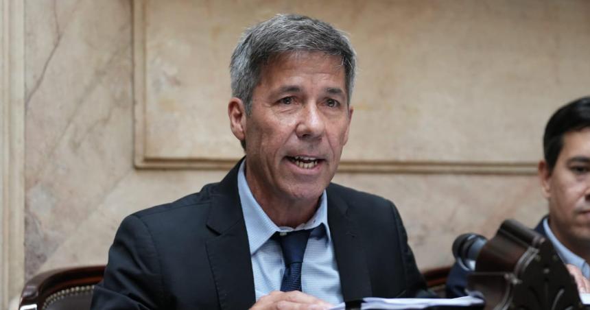 Ardohain un voto con esperanza del cheque en blanco al FMI