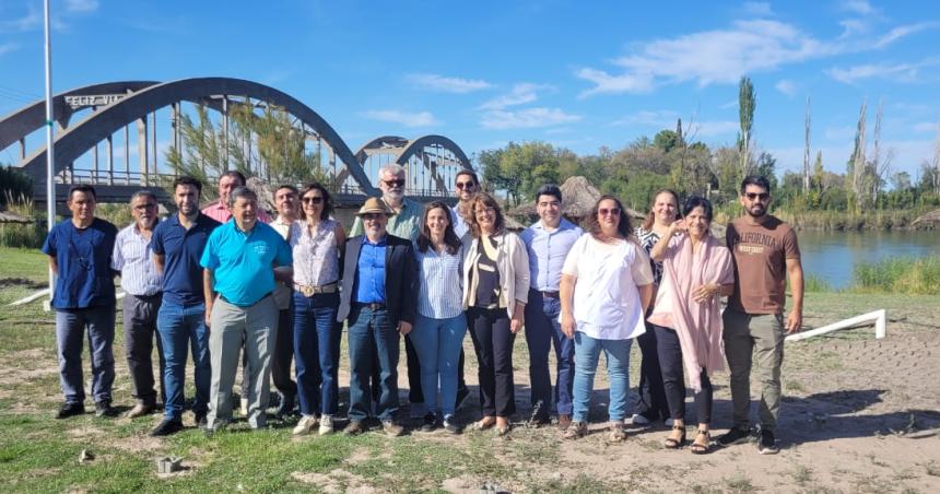 Celebraron el Diacutea Mundial del Agua a la vera del riacuteo Colorado
