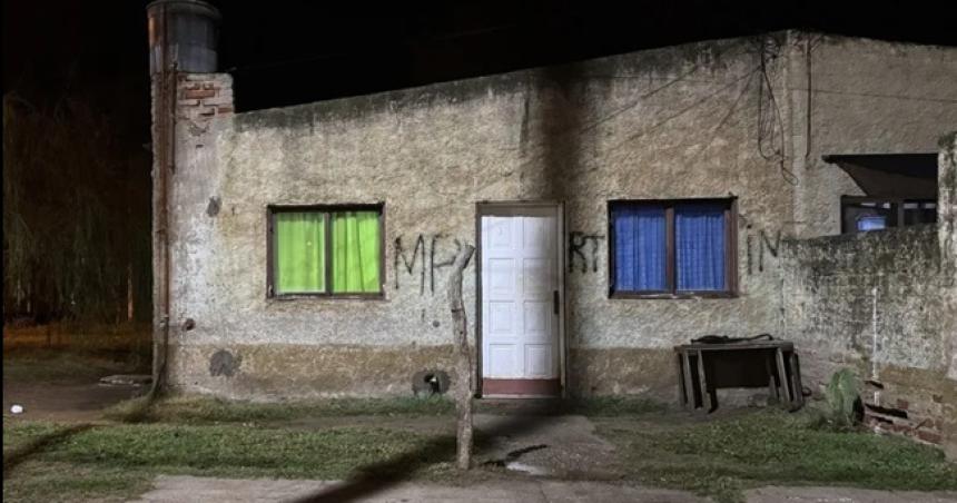 Una familia usurpoacute una vivienda municipal en Realicoacute