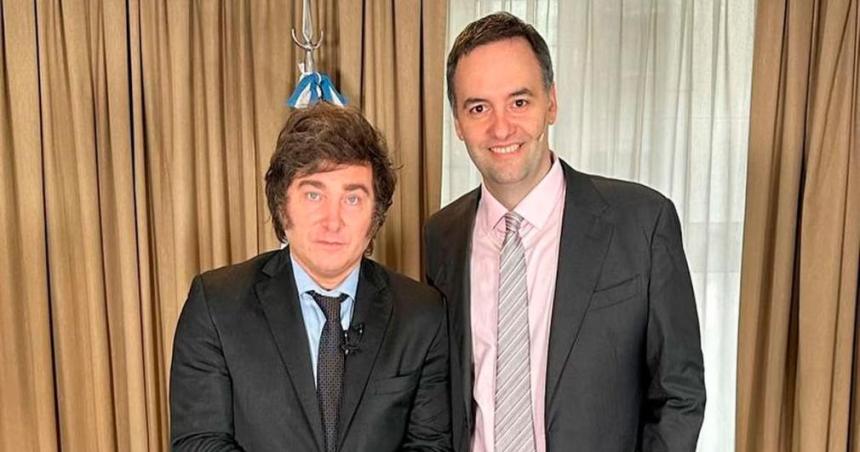 Manuel Adorni seraacute el candidato de La Libertad Avanza para las elecciones en la ciudad de Buenos Aires