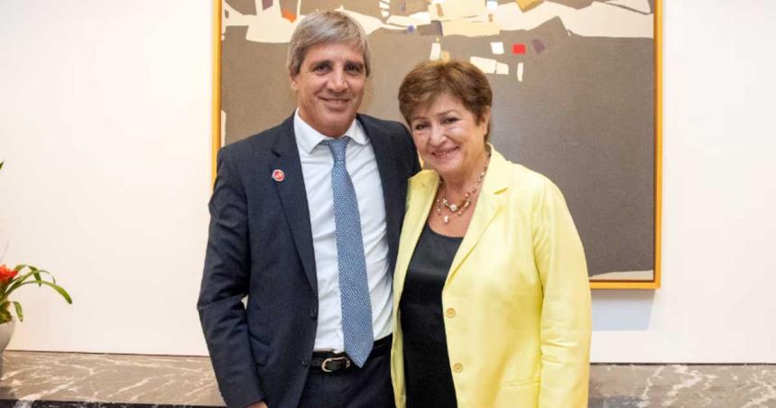 El FMI confirmoacute que Caputo y Georgieva hablaron de un nuevo programa por USD 20000 millones