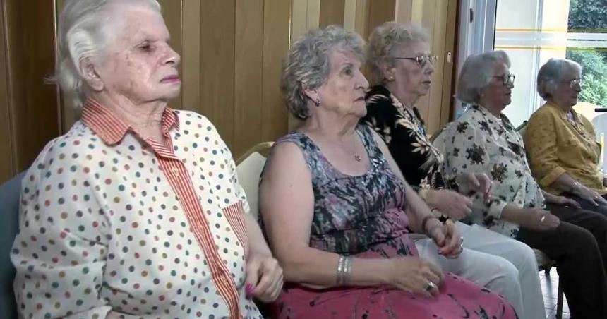 Jubilaciones y pensiones- cuaacutento se cobraraacute con el aumento de abril y el bono adicional
