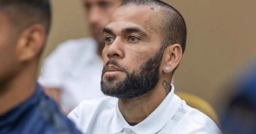 Absolvieron a Dani Alves de la acusacioacuten por agresioacuten sexual