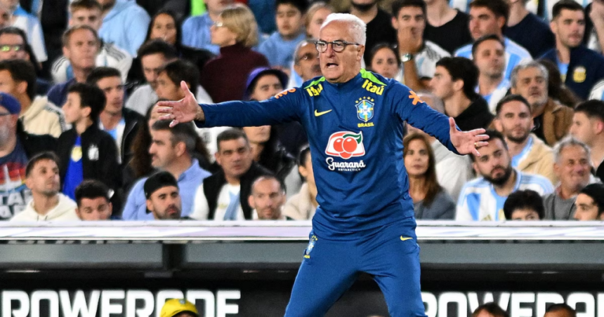 Tras la derrota ante Argentina Brasil echoacute a Dorival