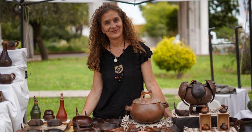 Gran convocatoria durante la primera Expo Mercado Artesanal