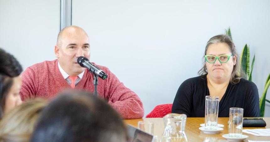 Meaca defendioacute las poliacuteticas de infancias- pidieron una auditoriacutea 