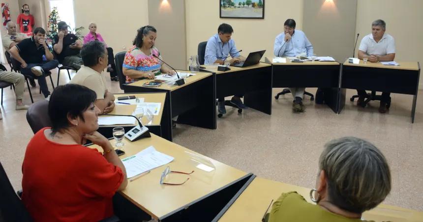Concejales del PJ de Toay repudiaron discurso de Milei sobre Malvinas