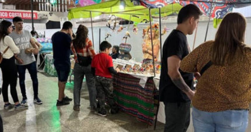 Se realiza la Feria de Otontildeo en General Pico