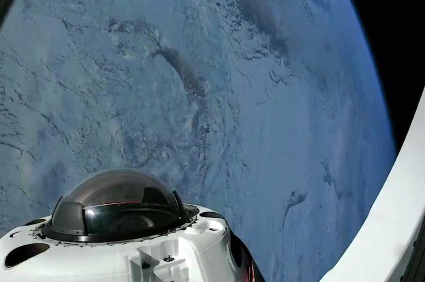 Otro hito de Space X- el regreso a la Tierra de la primera misioacuten tripulada que orbitoacute los polos