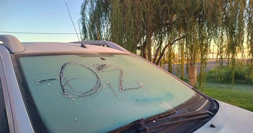 Mantildeana fresca y de vidrios escarchados- primera helada del antildeo en Santa Rosa