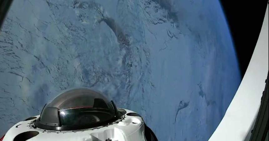 Otro hito de Space X- el regreso a la Tierra de la primera misioacuten tripulada que orbitoacute los polos