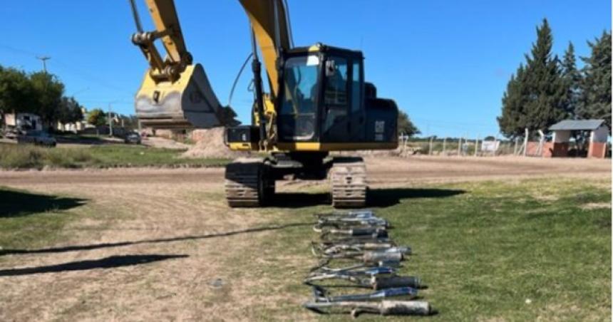 Compactaron 25 cantildeos de escape deportivos adulterados 