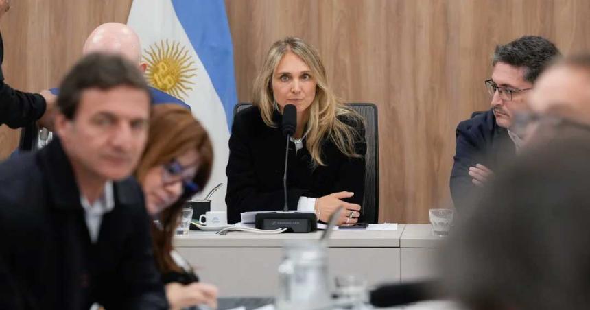 Diputados discutioacute la ampliacioacuten de la moratoria y actualizacioacuten del bono a jubilados