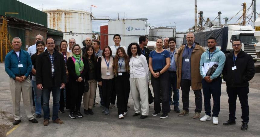 Importadores internacionales recorrieron empresas y conocieron la oferta turiacutestica provincial