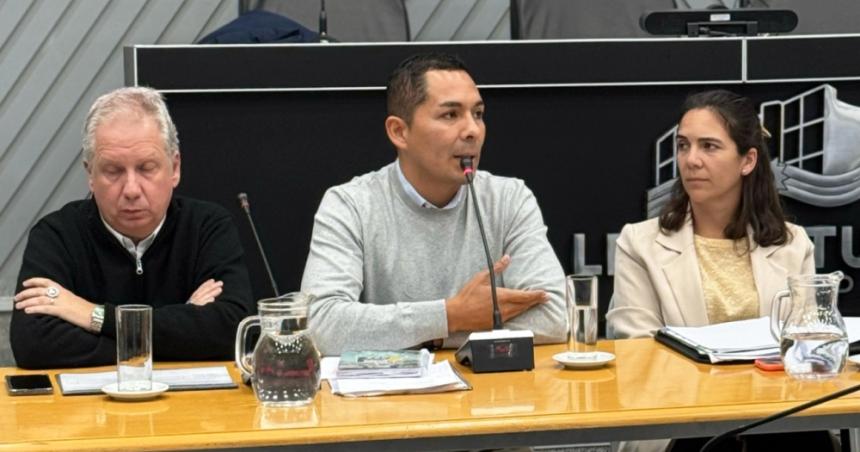 Dictaacutemenes por Medanito- La mayoriacutea de las cosas que se negocian benefician a 25 de Mayo