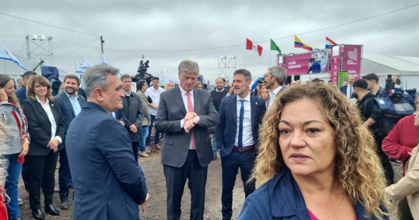 Una broma a Iviglia con las turbulencias cambiarias de fondo