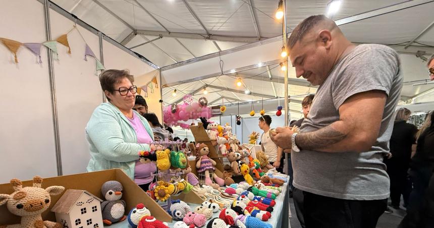 Maacutes de 85 mil personas acompantildearon la Expo PyMEs