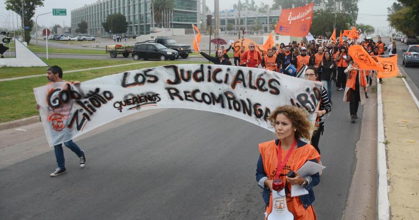 El SITRAJ logroacute la apertura de la paritaria sectorial para este martes