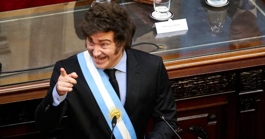 Milei explicoacute que la salida del cepo no pegaraacute en precios y dijo hoy somos maacutes libres