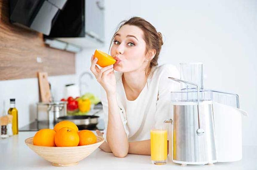 Estos son los efectos en el cuerpo de comer naranjas todos los diacuteas