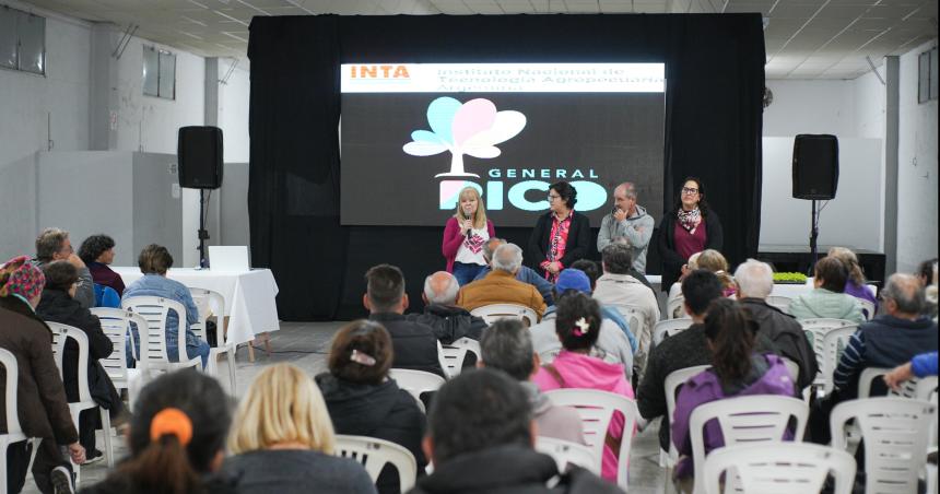 Pusieron en marcha el programa Huerta en Casa para jubilados
