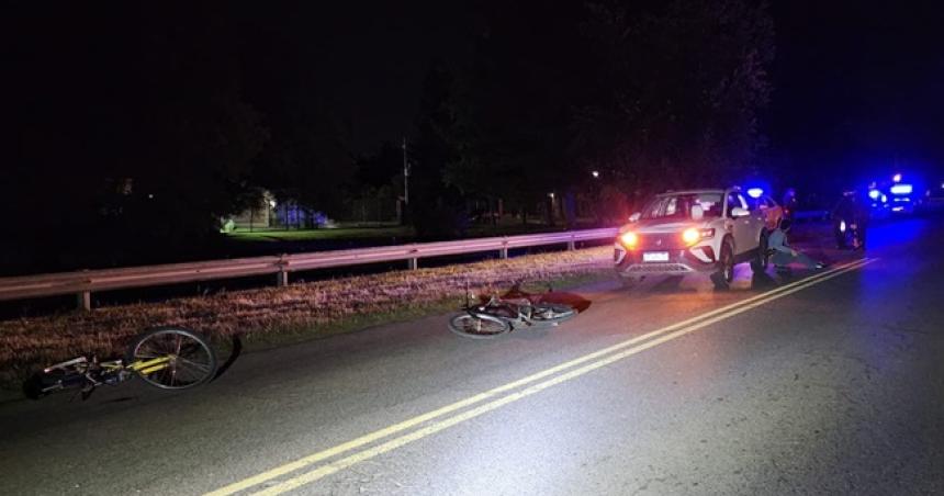 Atropellaron a dos ciclistas en General Pico
